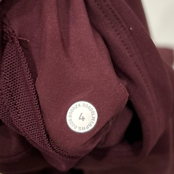 Lululemon Burgundy Joggers On the Fly Pants EUC xs small size 4 - Picture 6 of 6